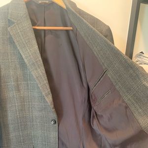 Men’s 40L Green/Gray Plaid Suit Jacket
 -Jos. A. Bank
